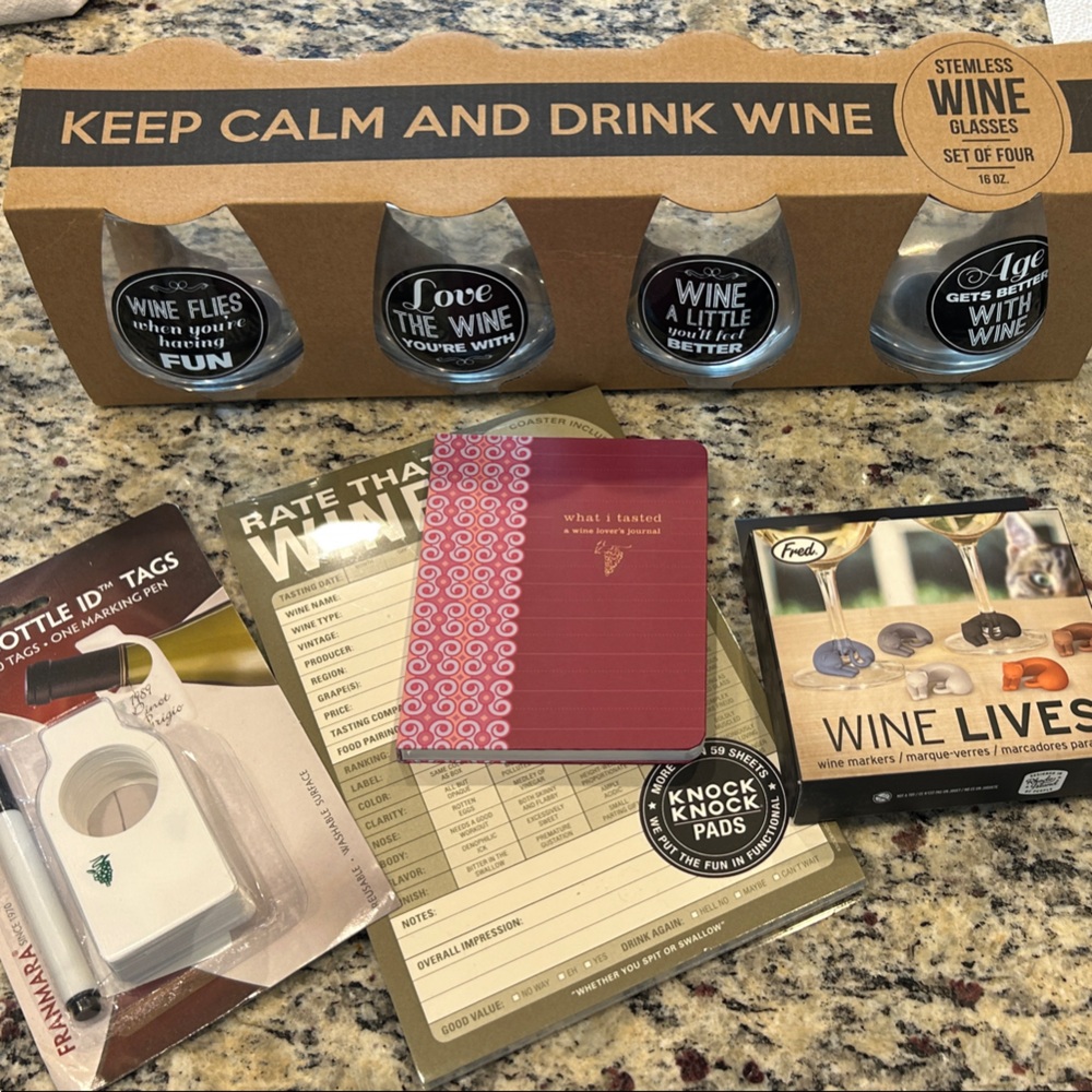 Wine Lover's Gift Set with Accessories